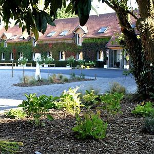 Logis Hotel & Restaurant - Le Manoir De Gavrelle